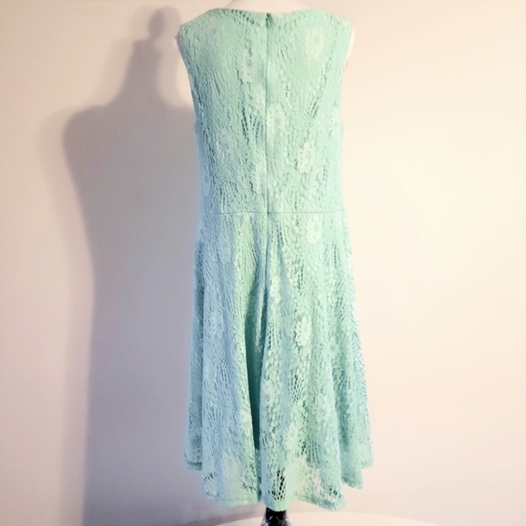 Pastel Green Plus size Lace dress Size 3XL - Picture 11 of 14